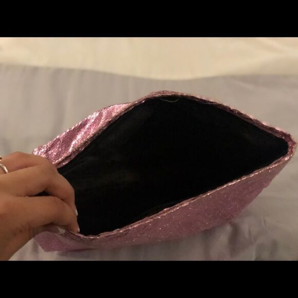 MEDIUM sized pink foil  makeup travel zipper bag - Picture 7 of 7